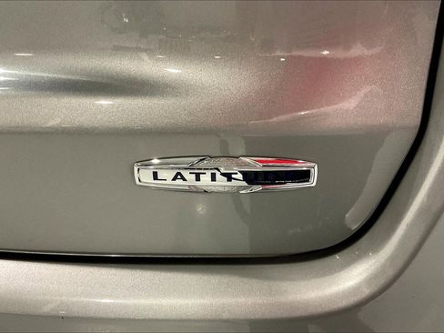 Used 2022 Jeep Compass Latitude AWD/4WD image 24