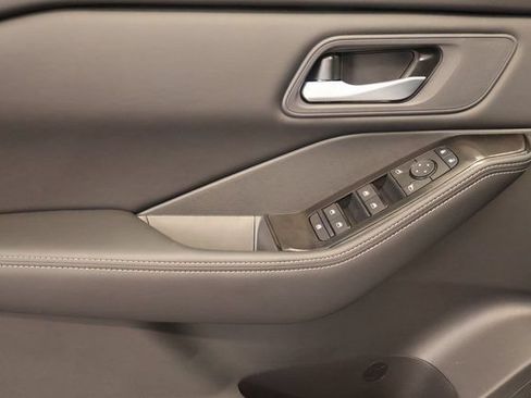 New 2026 Nissan Rogue SV w/ Cold Weather Package AWD/4WD image 10