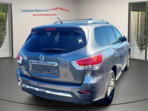 Used 2016 Nissan Pathfinder S image 3