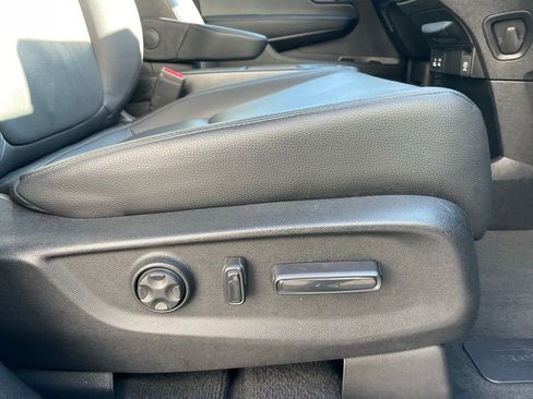 Certified 2025 Honda Odyssey EX-L image 31