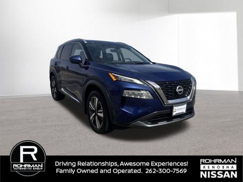 Used 2023 Nissan Rogue SL image 3