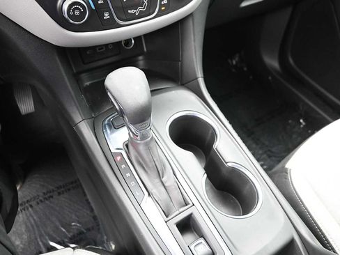 Used 2023 Chevrolet Equinox LS w/ LS Convenience Package AWD/4WD image 19