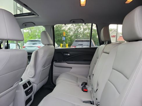 Used 2021 Honda Pilot Special Edition image 11