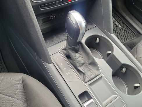 Used 2019 Volkswagen Atlas S FWD image 33