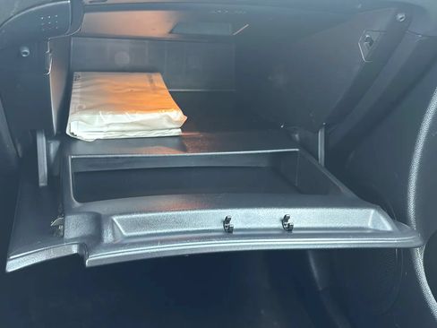 Used 2016 Kia Soul FWD image 23