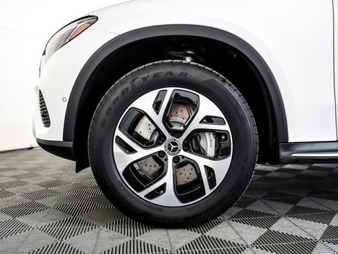 Certified 2025 Mercedes-Benz GLC 350e GLC 350e 4MATIC image 6