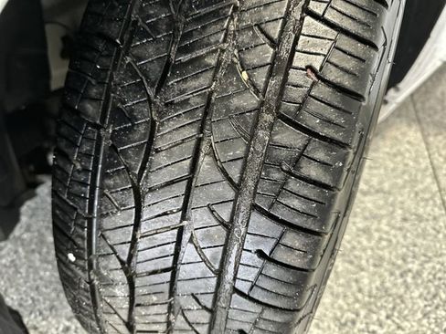 Used 2017 Chrysler 300 S image 32