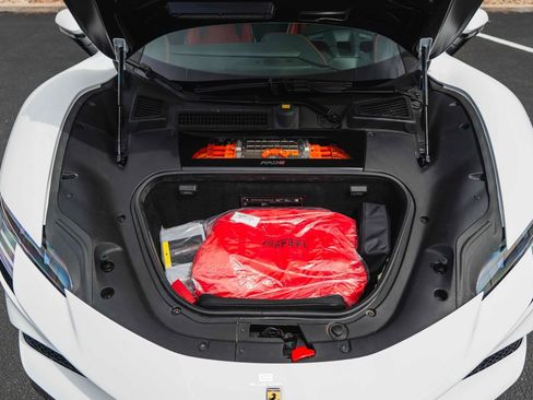 Used 2023 Ferrari SF90 Spider AWD/4WD image 31