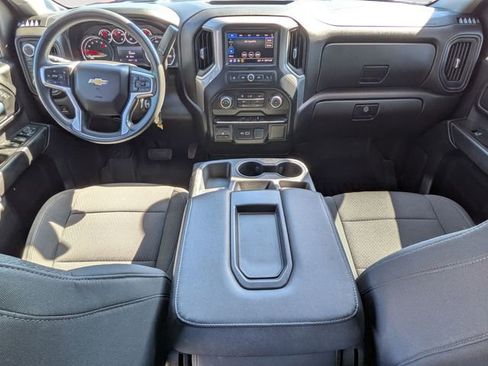 Used 2021 Chevrolet Silverado 2500 Custom w/ Custom Value Package image 27