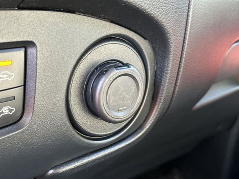 Used 2022 Nissan Frontier Pro-X w/ Technology Package image 27