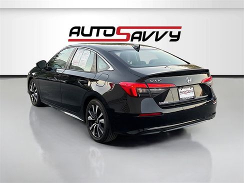 Used 2024 Honda Civic EX image 5