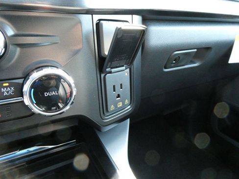 New 2026 Ford F250 Lariat w/ Black Appearance Package AWD/4WD image 28