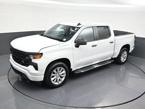 Used 2023 Chevrolet Silverado 1500 Custom RWD image 15