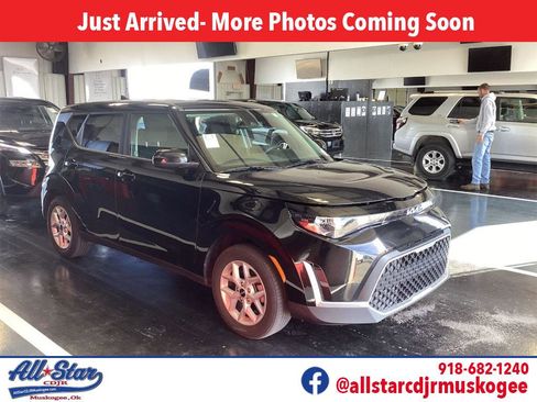 Used 2024 Kia Soul LX w/ Option Group 015 image 1