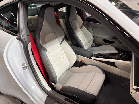 Used 2026 Porsche 911 GTS image 25