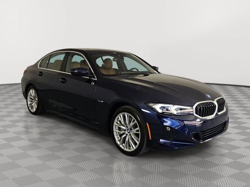 Used 2023 BMW 330e xDrive w/ Premium Package AWD/4WD image 2