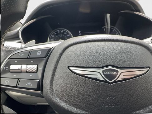 Used 2025 Genesis G70 2.5T AWD/4WD image 42