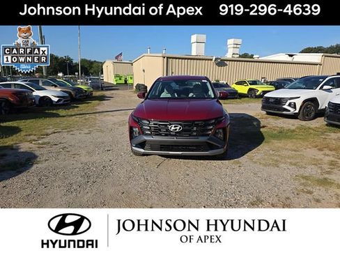 Certified 2025 Hyundai Tucson SE FWD image 15