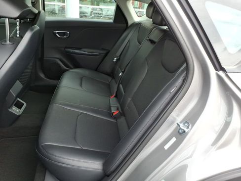 New 2026 Kia K4 EX FWD image 7