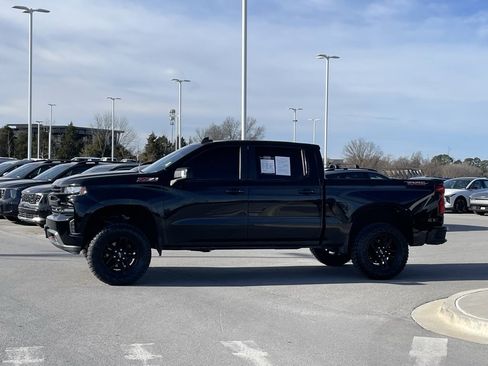 Used 2019 Chevrolet Silverado 1500 LT Trail Boss image 4