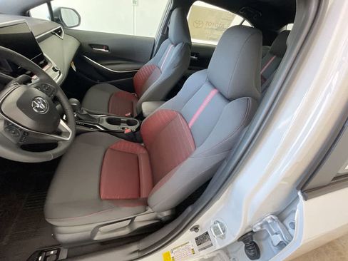 Certified 2025 Toyota Corolla SE image 11
