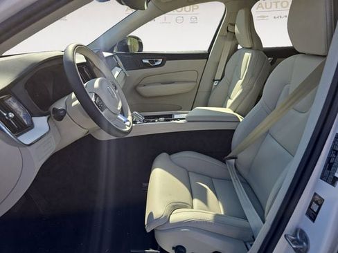 New 2026 Volvo XC60 T8 Ultra w/ Protection Package Premier AWD/4WD image 9
