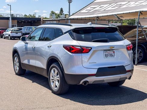 Used 2020 Chevrolet Blazer LT FWD image 2
