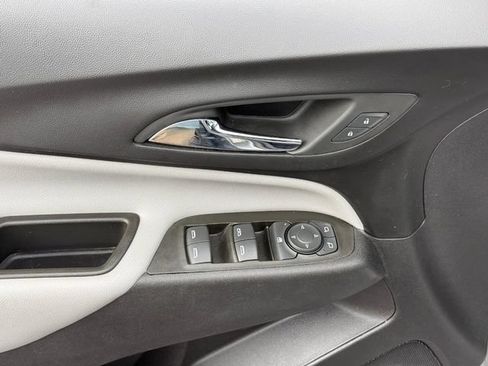 Used 2024 Chevrolet Equinox LS w/ LS Convenience Package AWD/4WD image 16