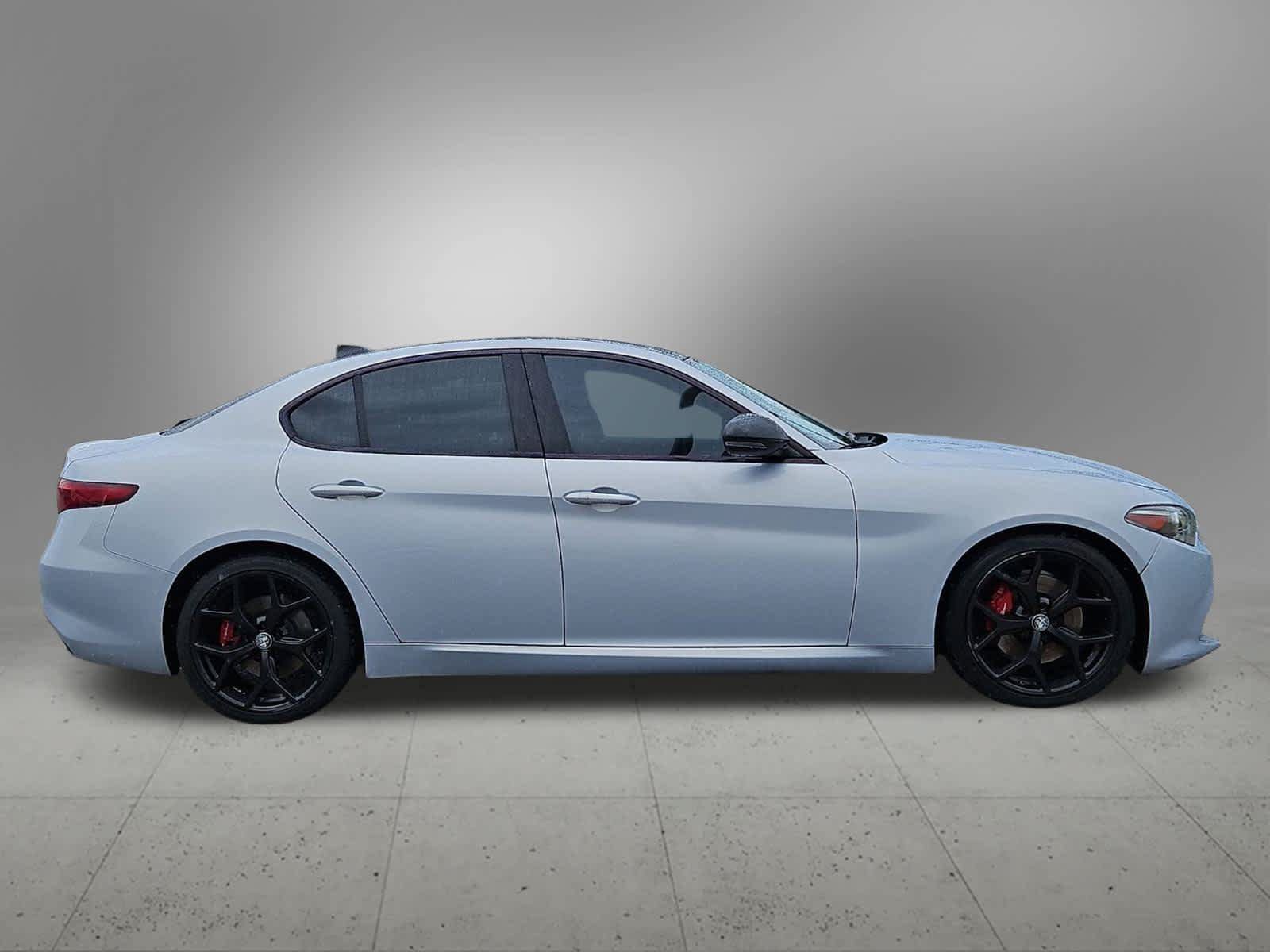 Used 2020 Alfa Romeo Giulia Ti Sport RWD image 7