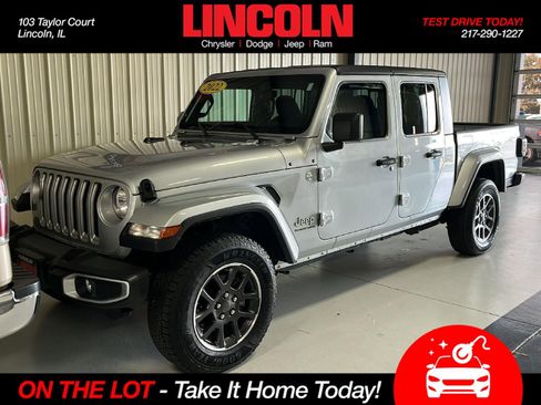 Used 2023 Jeep Gladiator Overland image 1