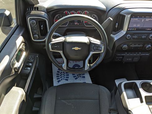 Used 2023 Chevrolet Silverado 2500 LT image 17