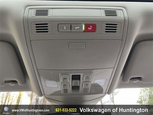 Certified 2022 Volkswagen Jetta SE image 31