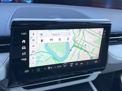 New 2026 Lincoln Nautilus Reserve image 4