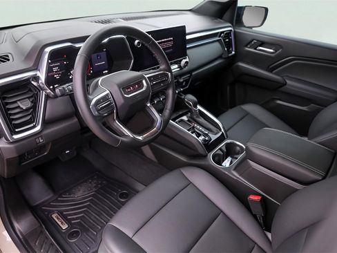 Used 2024 GMC Canyon Elevation w/ Elevation Premium Package image 13