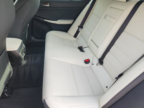 Used 2023 Lexus IS 350 F Sport image 38