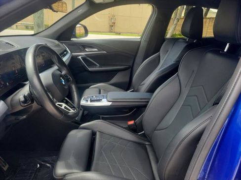 Used 2025 BMW X2 xDrive28i AWD/4WD image 15
