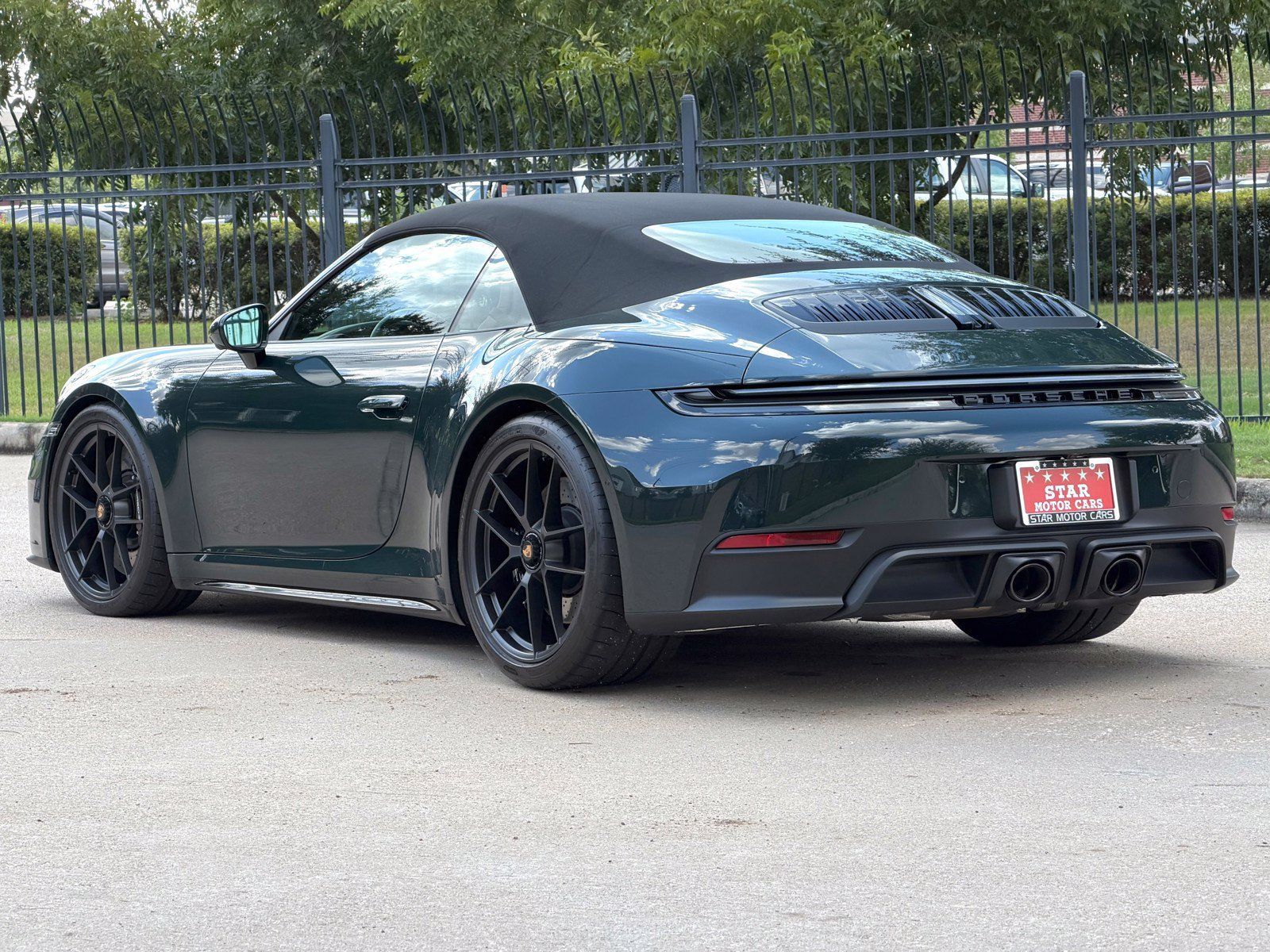 Used 2025 Porsche 911 Carrera GTS RWD image 14