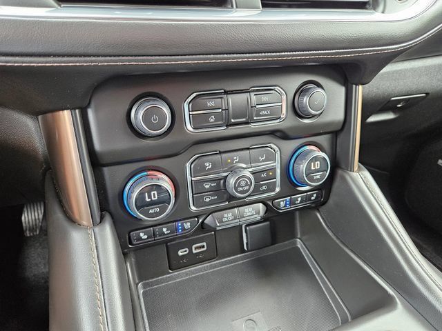 Used 2023 Chevrolet Tahoe High Country AWD/4WD image 35