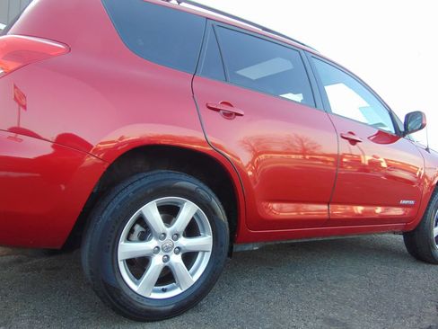 Used 2008 Toyota RAV4 Limited image 14
