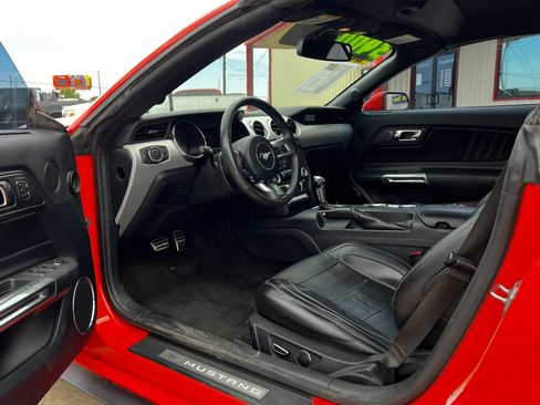 Used 2015 Ford Mustang Premium w/ Equipment Group 201A RWD image 19