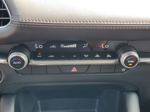 Certified 2026 MAZDA MAZDA3 s Sport FWD image 20