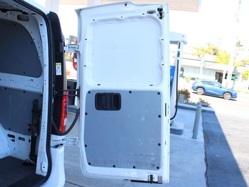 Used 2022 Mercedes-Benz Metris image 28