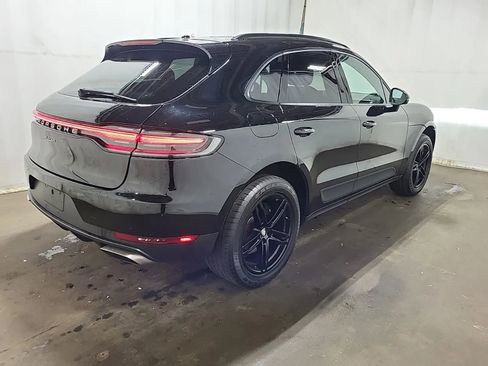 Used 2021 Porsche Macan AWD/4WD image 2