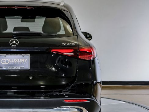 Used 2024 Mercedes-Benz GLC 300 4MATIC image 47