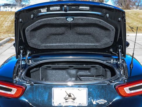 Used 2017 FIAT 124 Spider Lusso image 20