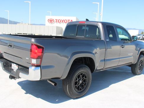 Certified 2019 Toyota Tacoma SR5 RWD image 3