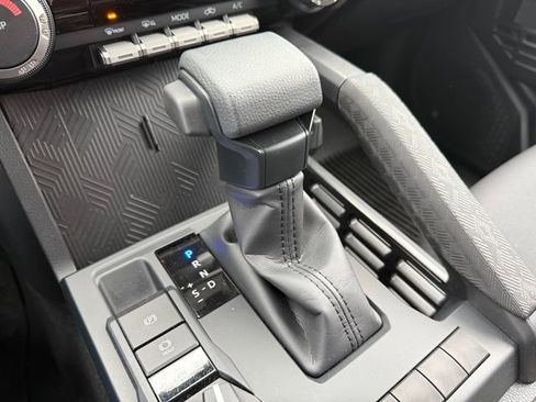 Used 2025 Toyota Tacoma SR5 image 26