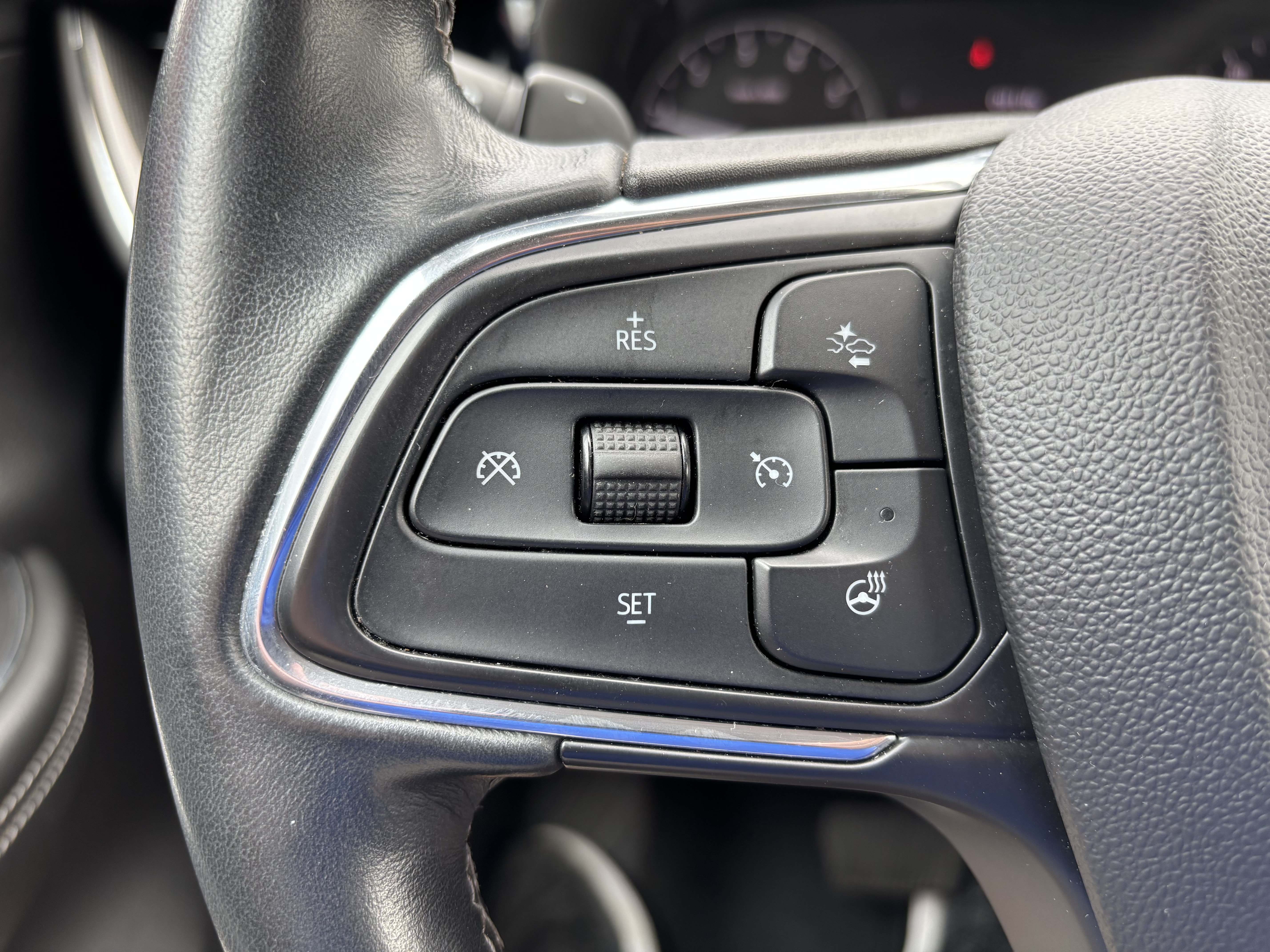 Used 2023 Buick Envision Preferred AWD/4WD image 19