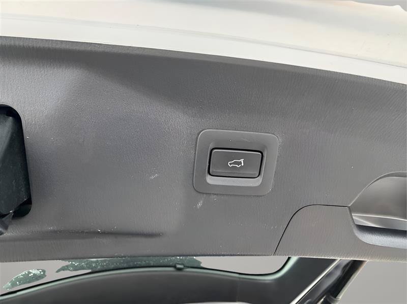 Used 2019 MAZDA CX-9 Touring w/ Touring Premium Package FWD image 15