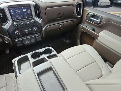Used 2023 Chevrolet Silverado 3500 LT w/ All Star Edition AWD/4WD image 12